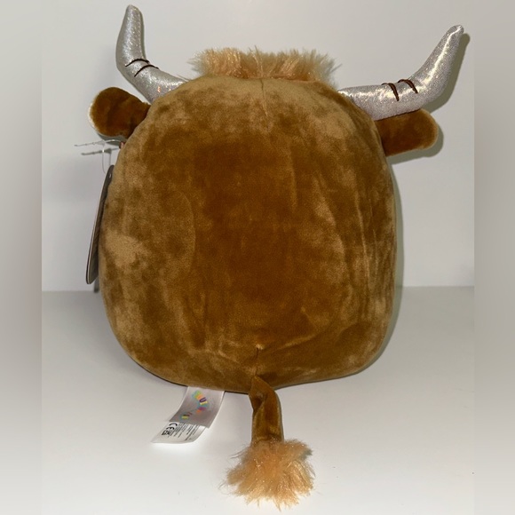 8" Wilfred the Highland Cow 2023 Valentines Squishmallow - Picture 3 of 5